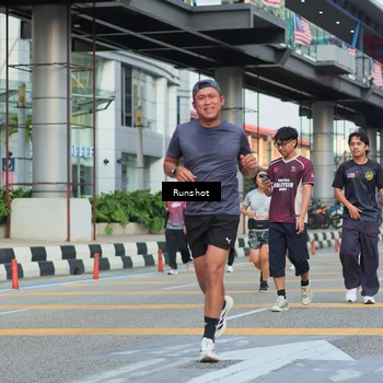 Runner Photo 5040502