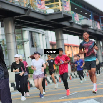 Runner Photo 5040565