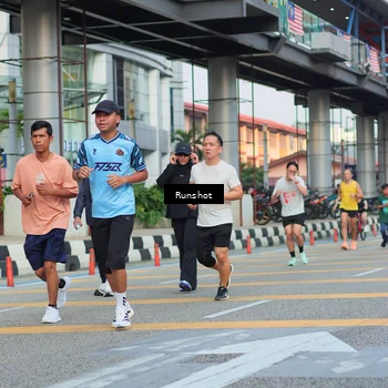Runner Photo 5040969