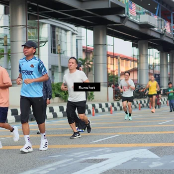 Runner Photo 5041012