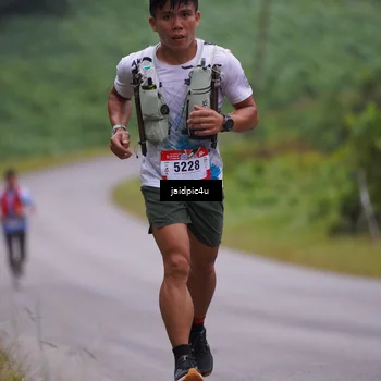 Runner Photo 5052237