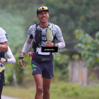 Runner Photo 5052333