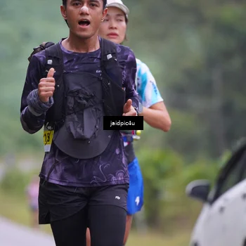 Runner Photo 5052342