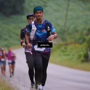 Runner Photo 5052449