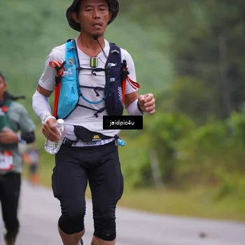 Runner Photo 5052596
