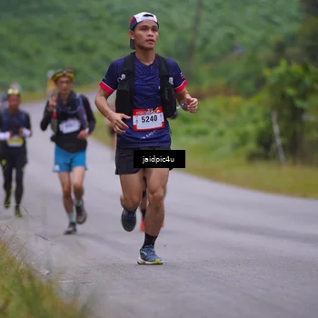 Runner Photo 5052606