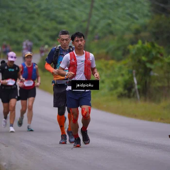 Runner Photo 5052624