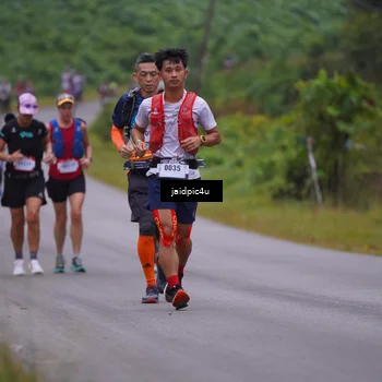 Runner Photo 5052625