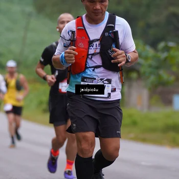 Runner Photo 5052670