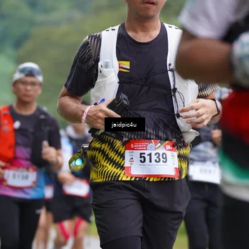 Runner Photo 5052735