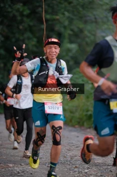 Runner Photo 5052773