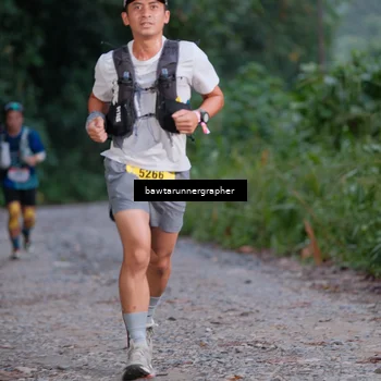 Runner Photo 5052947