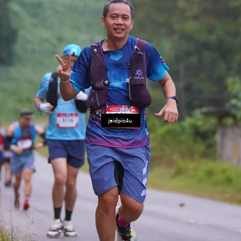 Runner Photo 5052989