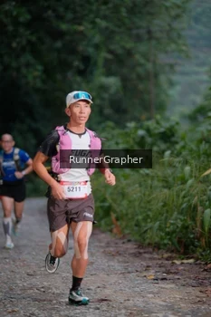 Runner Photo 5053015