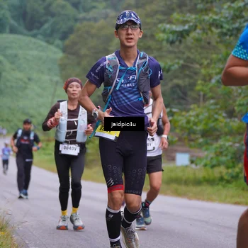 Runner Photo 5053944