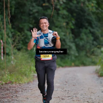 Runner Photo 5054001