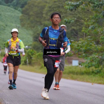 Runner Photo 5054990
