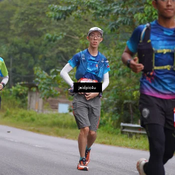 Runner Photo 5054997
