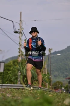 Runner Photo 5055012
