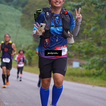 Runner Photo 5055018
