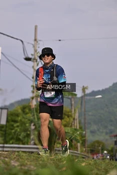 Runner Photo 5055019