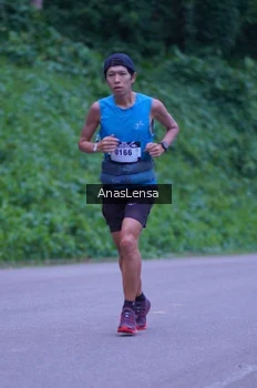 Runner Photo 5055037