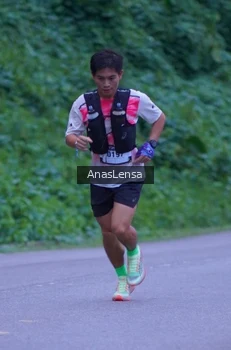 Runner Photo 5055045