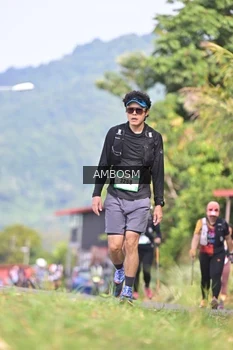 Runner Photo 5055050