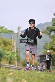Runner Photo 5055059