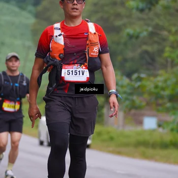 Runner Photo 5055068