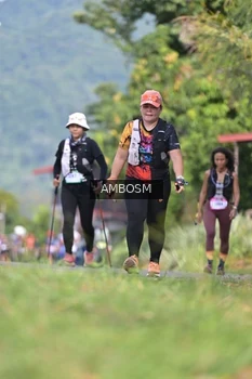 Runner Photo 5055073