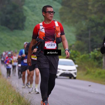 Runner Photo 5055079