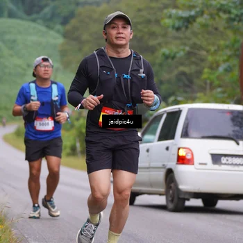 Runner Photo 5055080