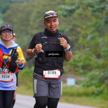 Runner Photo 5055115