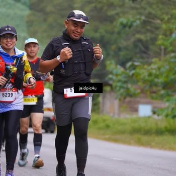 Runner Photo 5055119