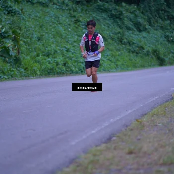 Runner Photo 5055125