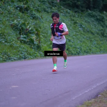 Runner Photo 5055145