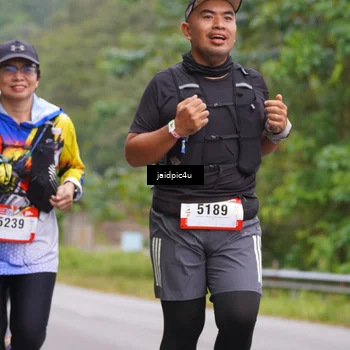 Runner Photo 5055153