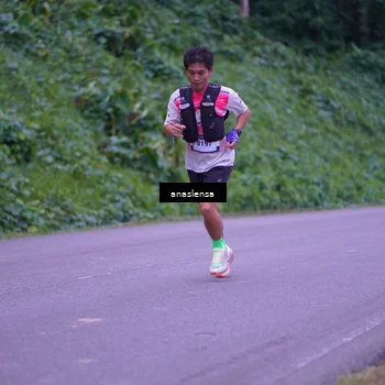 Runner Photo 5055176
