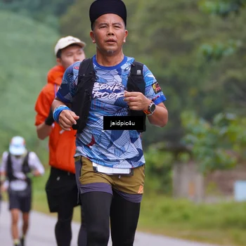 Runner Photo 5055181