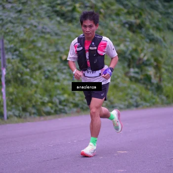 Runner Photo 5055215