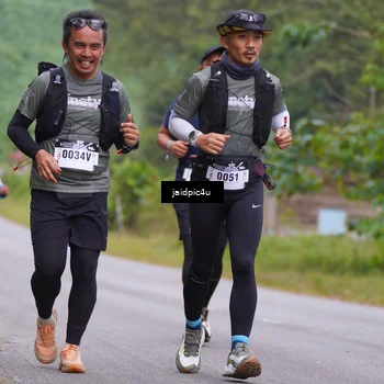 Runner Photo 5055222