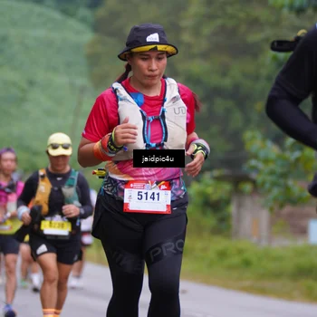 Runner Photo 5055353