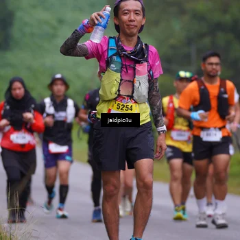 Runner Photo 5055372