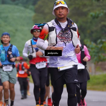 Runner Photo 5055423