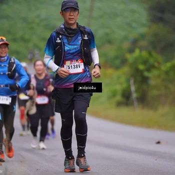 Runner Photo 5055496