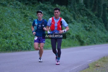 Runner Photo 5055657