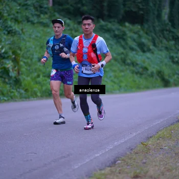 Runner Photo 5055670