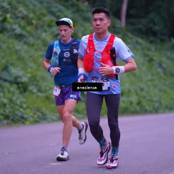 Runner Photo 5055715