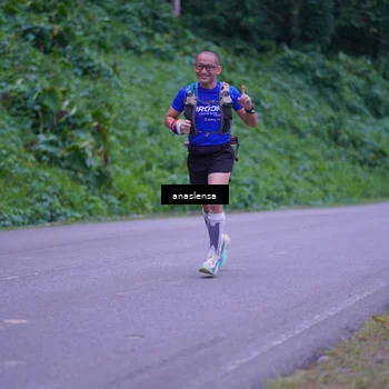Runner Photo 5055756
